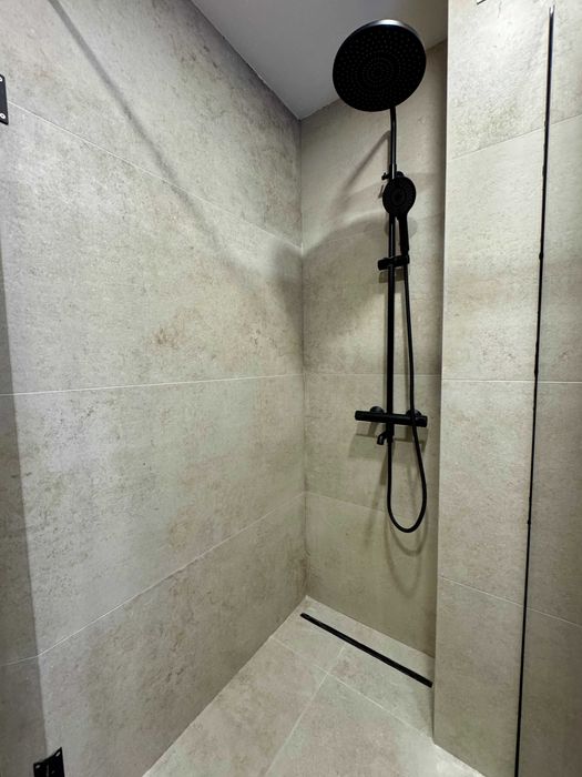 Дава се под наем Тристаен апартамент в София, 7-ми 11-ти километър - 130 кв.м за 1895.16 € - Снимка #14