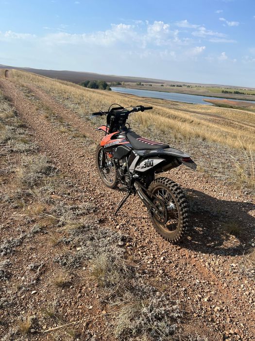 Продам мотоцикл эндуро