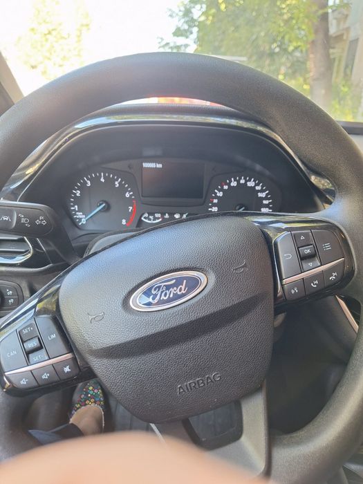 Ford Fiesta 100 cai ,benzina.