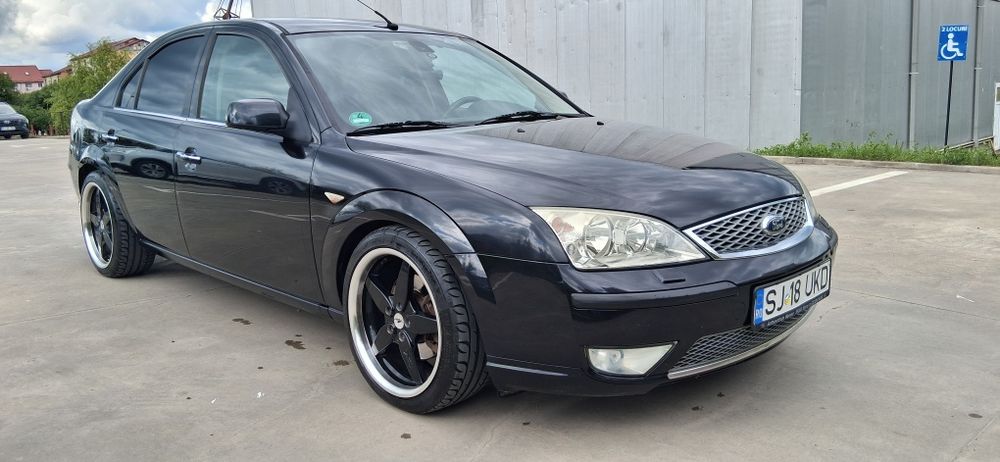 Ford Mondeo Mk3.