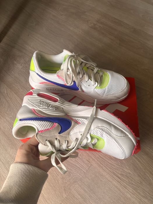 Оригинални маратонки Nike