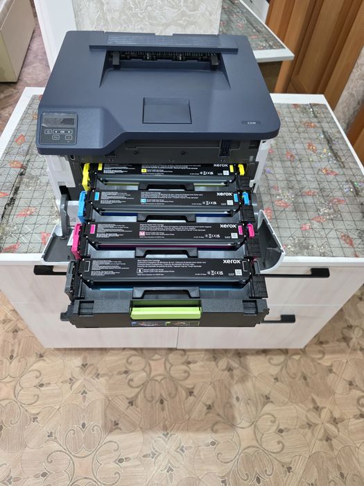 Продаётся Xerox C230
