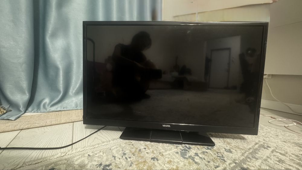 Продам телевизор