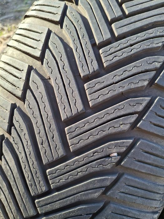 2  Anvelope de iarnă  225 55 r17 Michelin