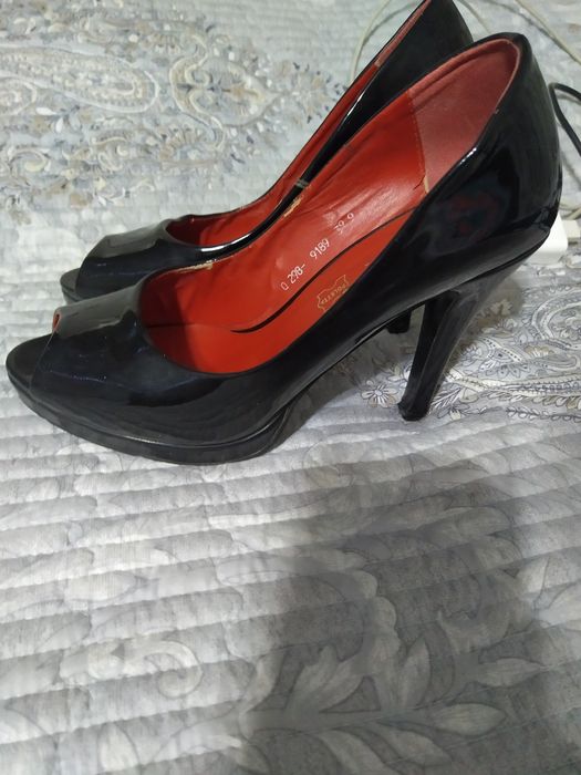 Кожаная обувь—туфли ботиночки,туфли черные