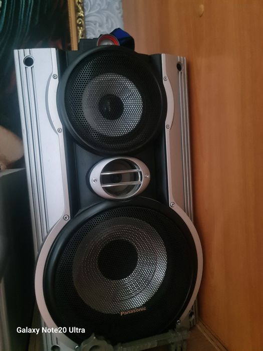 Продам колонки от музыкального центра