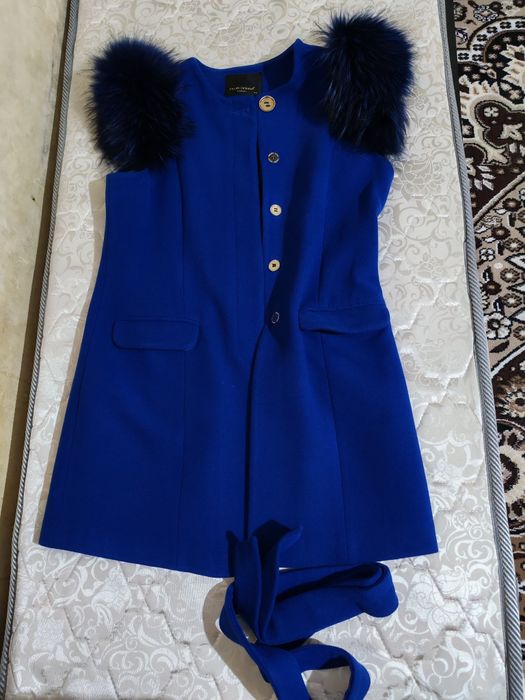 Ayollar kiyimi palto