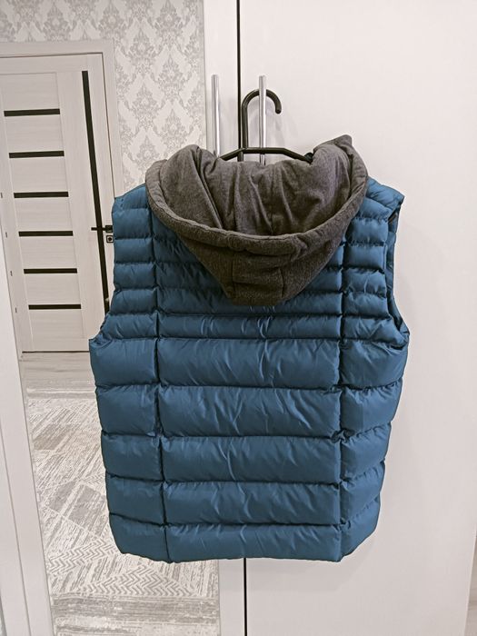 Жилет на мальчика 9-13лет