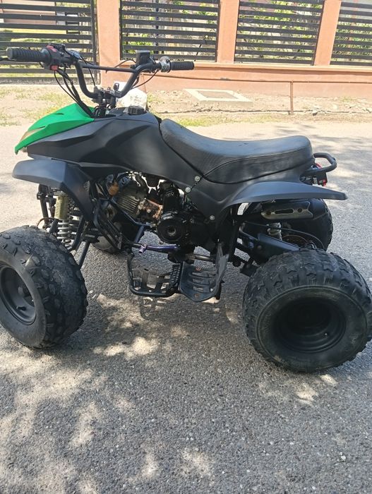 Vând sau schimb ATV