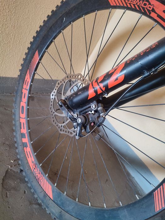 Велосипед довольно хороший