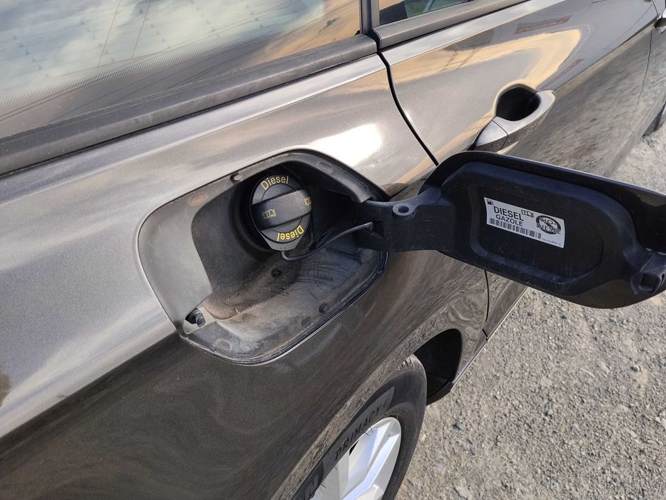 VW Passat B8/2.0 TDI 150 к.с/Euro 6/Keyless/Navi