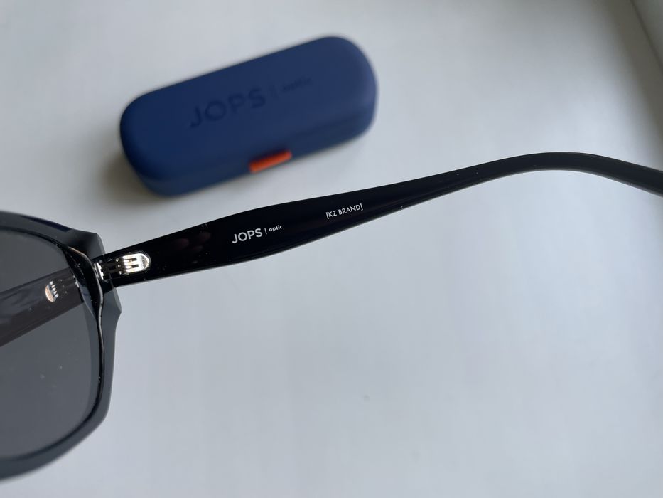 Солцнезащитные качественные очки