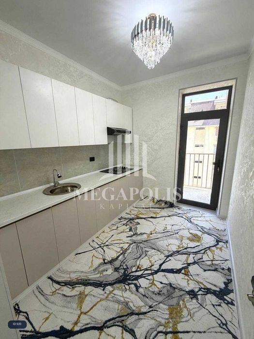 BUXORO,SHARQ 1DA ARZON NARXDA 2 xonali kvartira sotiladi.№920