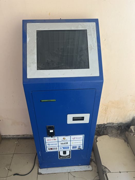 Продам платежный терминал рабочий б/у