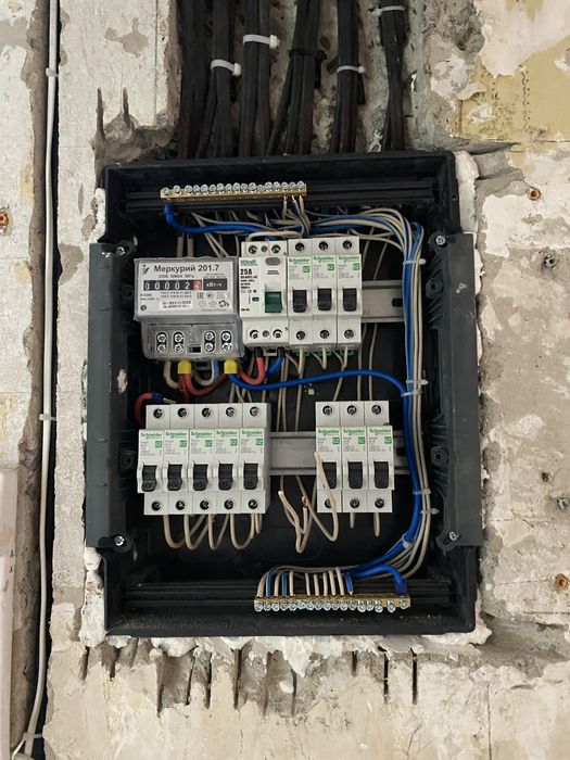 Электрик с опытом 8 лет