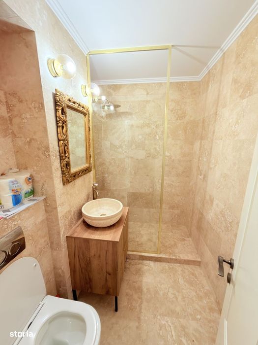 Apartament 3 camere nou renovat Piata Mare.Prima inchiriere!