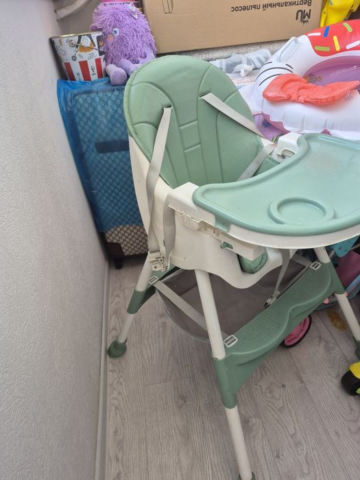 Детский стульчик для кормления