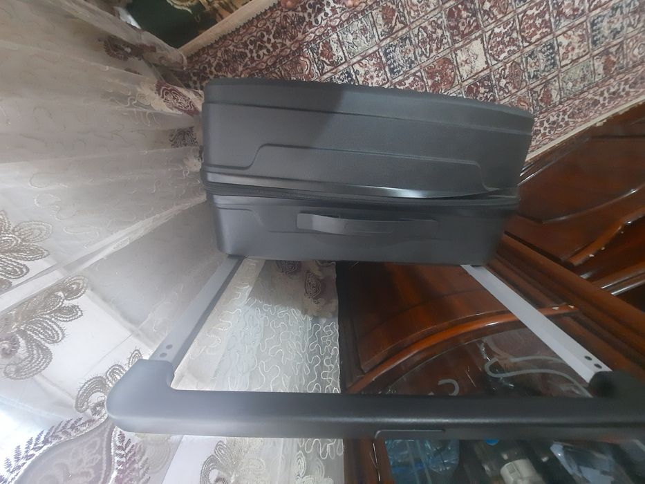 Чемодан сатылады