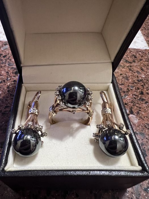 Золото 585* Гематит и бриллианты.Комплект "Чёрный жемчуг"