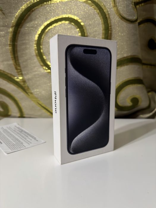 Продам Айфон 15 про