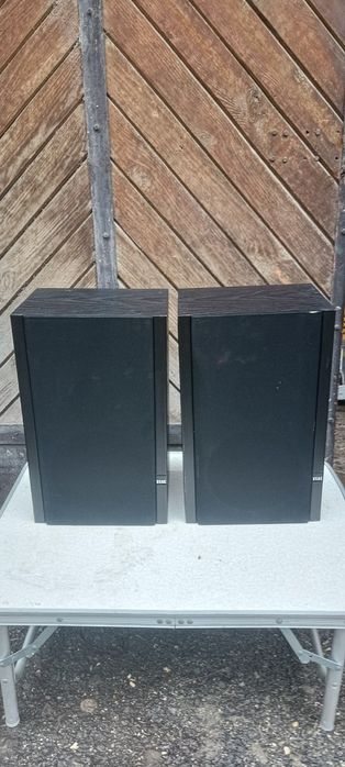 Усилвател Akai + тонколони Elac