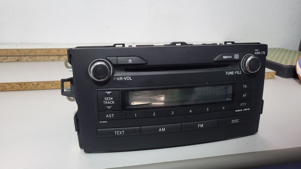 Radio CD original Toyota Auris / Corolla 2006-2012