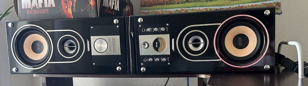 Продам 2 колонки (комплект)