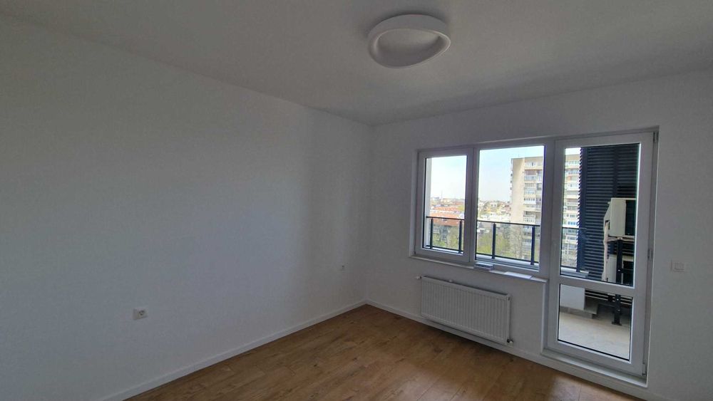 Продава се Двустаен апартамент в Русе, Център - 89 кв.м за 1006 €/кв.м - Снимка #3