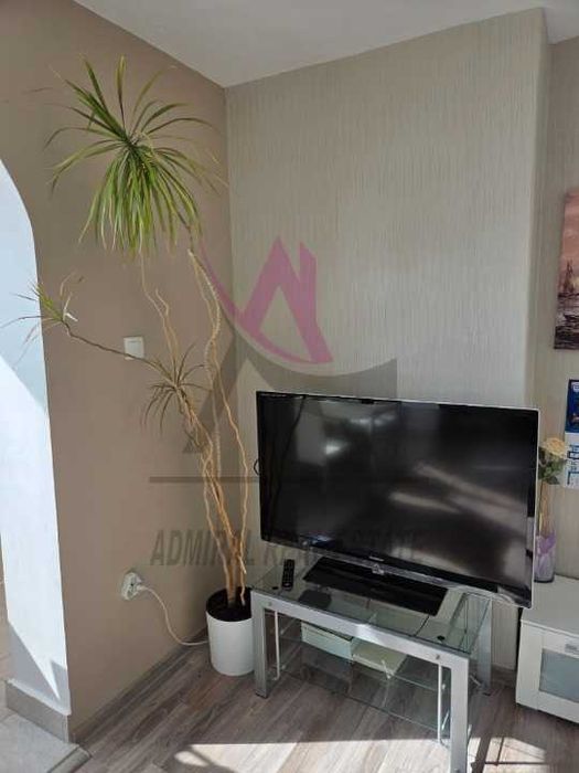 Просторен двустаен -Левски