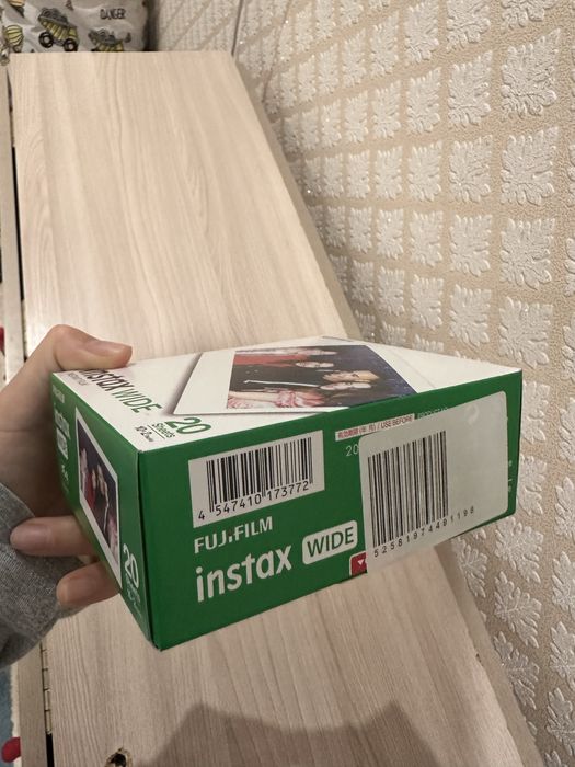 Фотопленка на фотоаппарат instax