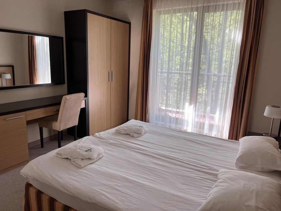 Цялостно спално обзавеждане