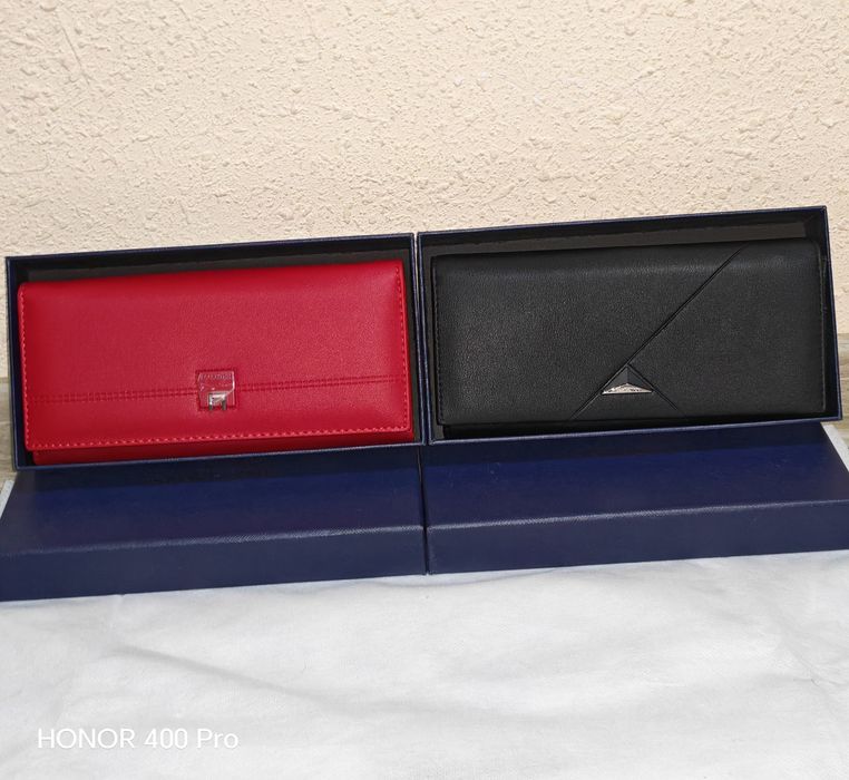 Женская кошелек Айоллар хамйони