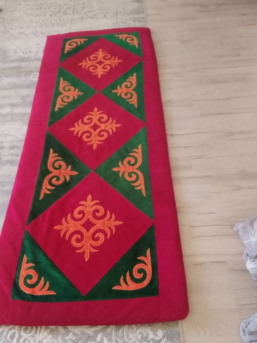 Продам корпешки в хорошем состоянии