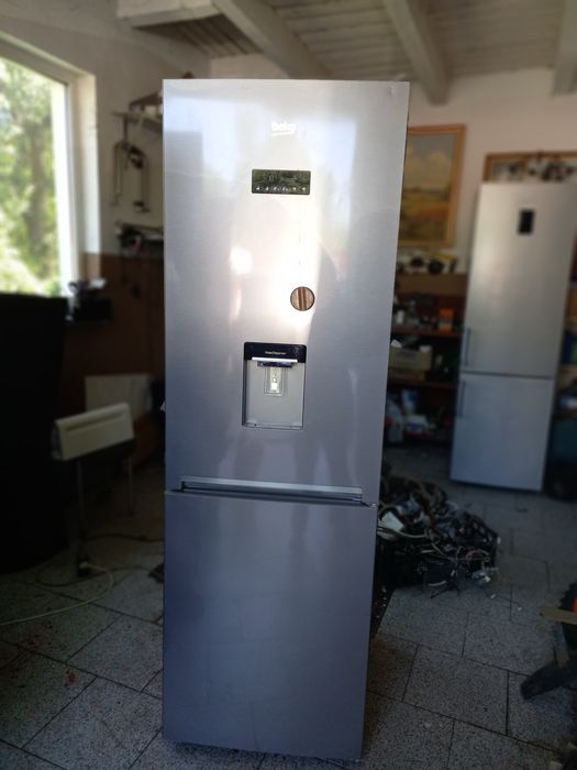 Frigider cu congelator