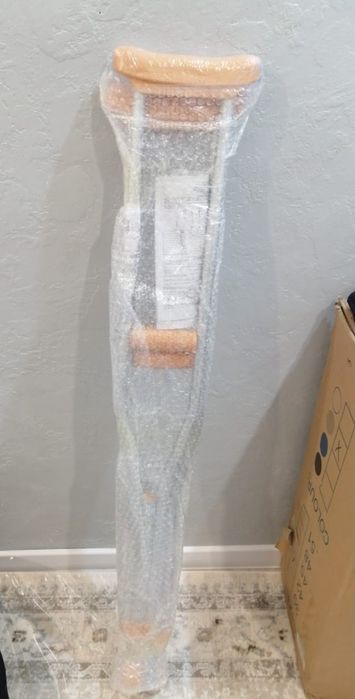 Костыли  8000 тг