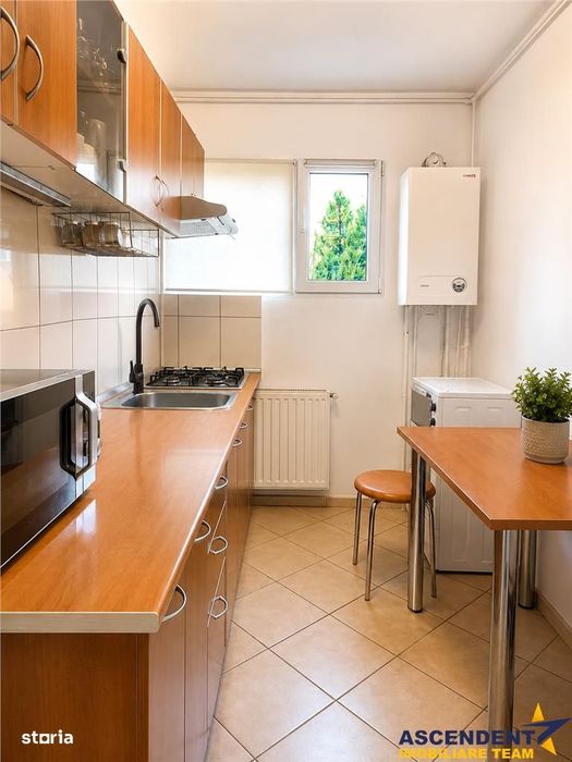 Apartament 3 camere, insorit, etaj2, balcon, loc parcare,incadrat de v