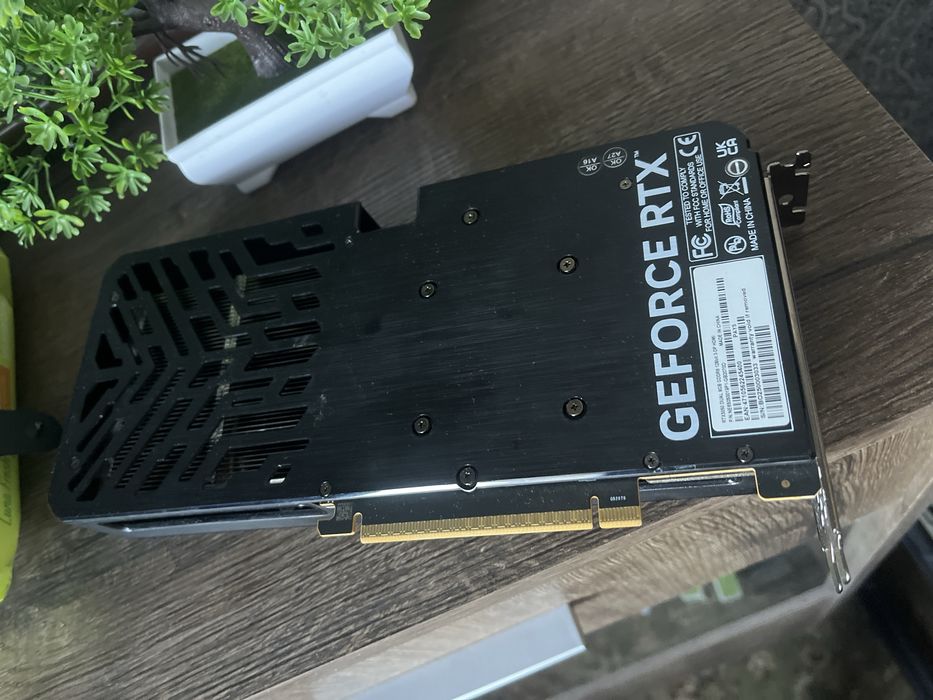 Видеокарта rtx 5050 8gb