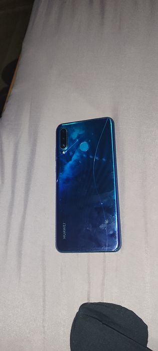 Huawei P30 Lite 128GB ( Экран разбит, рабочий )