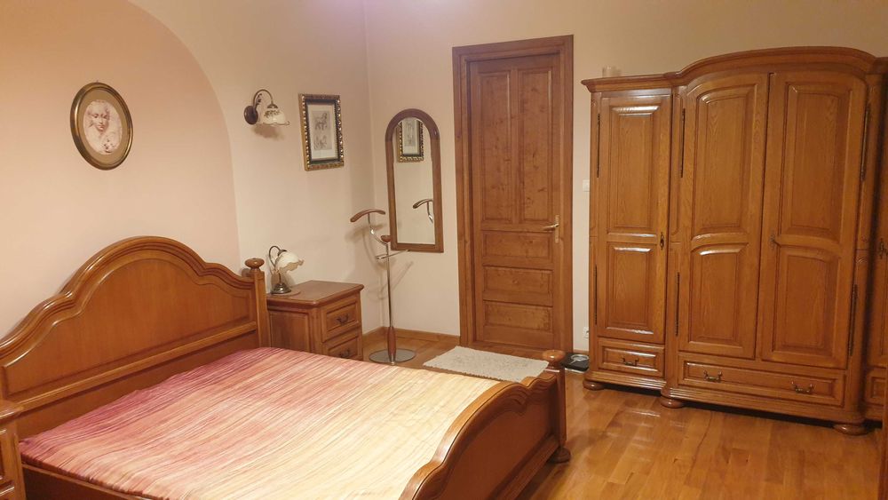 Casa 355 mp si teren 461 mp in zona cetatii Tg.Mures