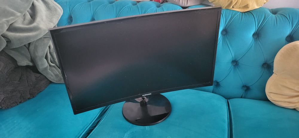 Monitor Curbat Gaming LED VA Samsung 24", Full HD, 60Hz