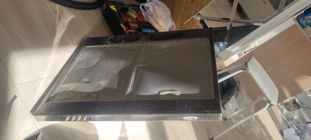 Кухонная вытяжка