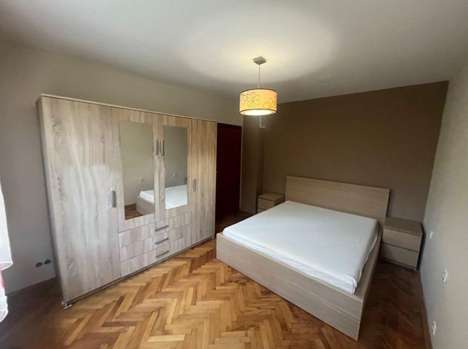 Дава се под наем Тристаен апартамент в София, Хиподрума - 95 кв.м за 747.66 € - Снимка #3