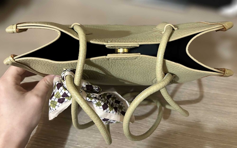 Сумка из эко-кожи