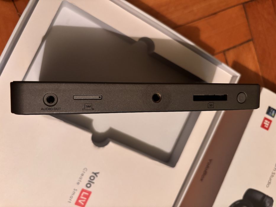 Yolobox Liv mini streaming whit recorder and 4G SIM card