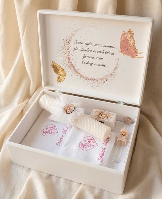 Trusou botez fetiță personalizat - complet cu cutie din lemn | Lovia