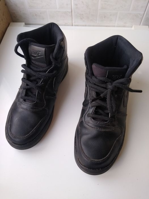 Кожени маратонки Nike