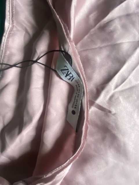39 EUR Zara top crop scurt bretele roz pudra satinat