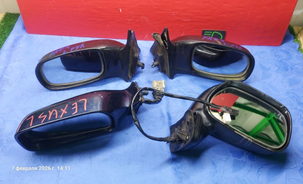 Боковое зеркало левое правое на Тойота Рав4 Spacio Celsior Lexus LS400