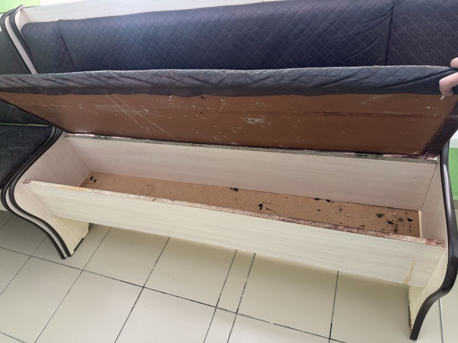 Продам кухонный уголок