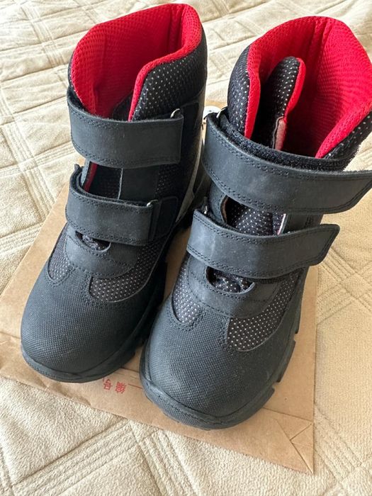 Продам детскую обувь и ботиночки